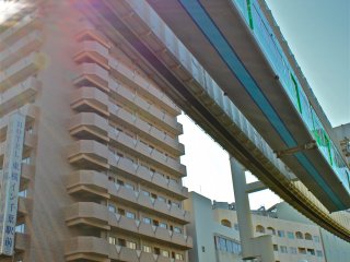 How cool is this? The City of Chiba, Japan, has modernized its infrastructure by implementing a suspended monorail to avoid traditional train tracks crossing busy streets or crosswalks.