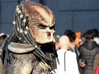 I saw the predator at Comiket and I survived the experience.&nbsp;