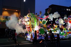 Some very cool electric floats light up the night