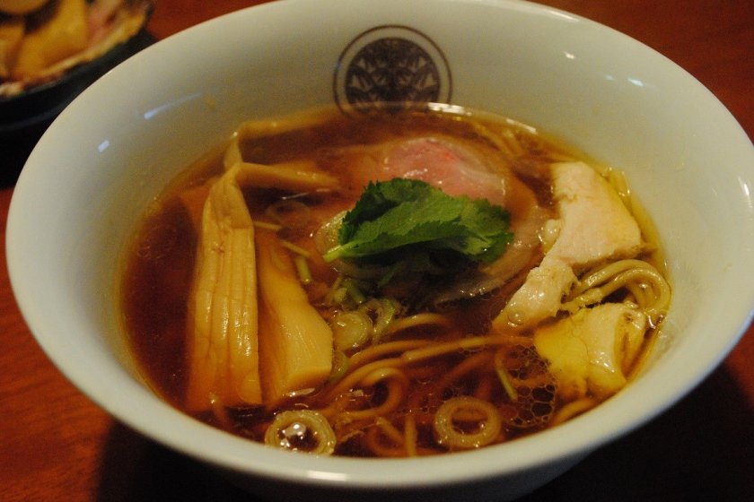 Tori-shoyu Ramen. Please enjoy this clear soup ('assari,' not 'cotteri')