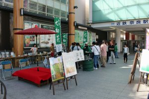 The Appreciation of Yamato Cha event at the Gyoki Hiroba on the east side of Kintetsu Nara Station