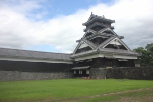 The back side of Kumamoto Castle