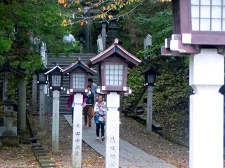 Lanterns alongside the path to the shrine