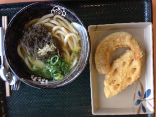 Vegetable tempura is a great compliment to hot grated seaweed udon