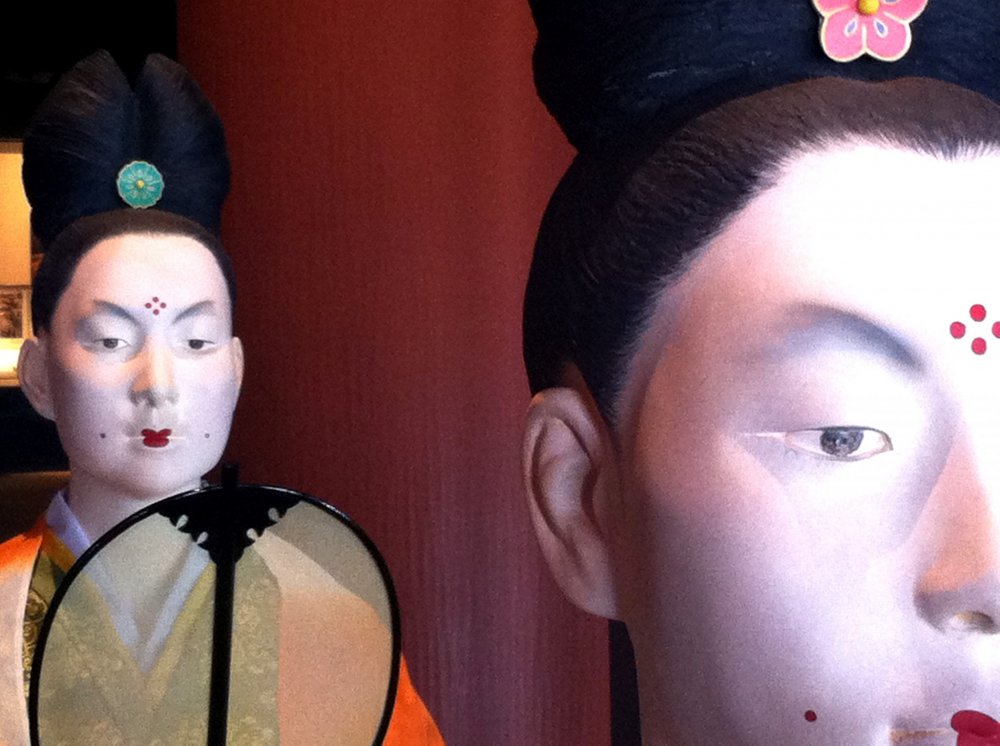 Come face to face with ancient warriors and court officials from Naniwa Palace.