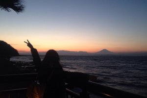 Le Mont Fuji au loin