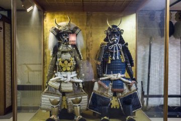 <p>Traditional samurai costume on display in the hotel</p>