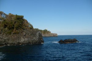 Khung cảnh gồ ghề của bờ biển Jogasaki