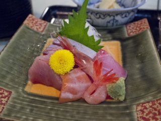 The dinner course - fresh sashimi