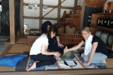 <p>The traditional Japanese tea millstone</p>