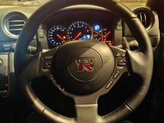 Got my chance after a 5-minute wait. Difficult to put in words, but you can feel the rush of&nbsp;adrenaline the moment you get behind the wheel. Just feels so empowering... honestly they should have a test drive of the GT-R.