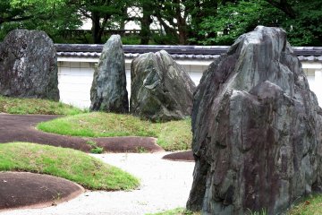 오사카 도요쿠니 신사(豊國神社)의 슈세키테이(秀石庭)