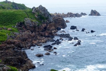 <p>From the lookout, you can see the rugged, rocky coastline</p>