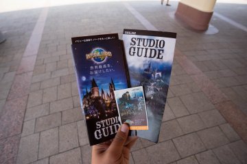 <p>The ticket that you will get and a small map about the theme park.&nbsp;</p>