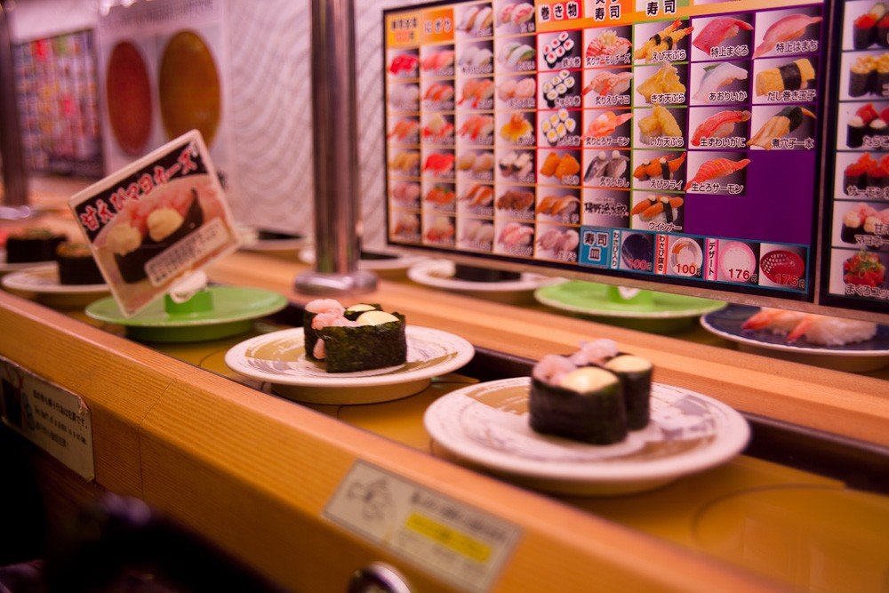 Nhà hàng Sushi-Go-Round - Osaka - Japan Travel