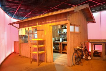 <p>The re-enacted little shed behind Momofuku Ando&#39;s home</p>