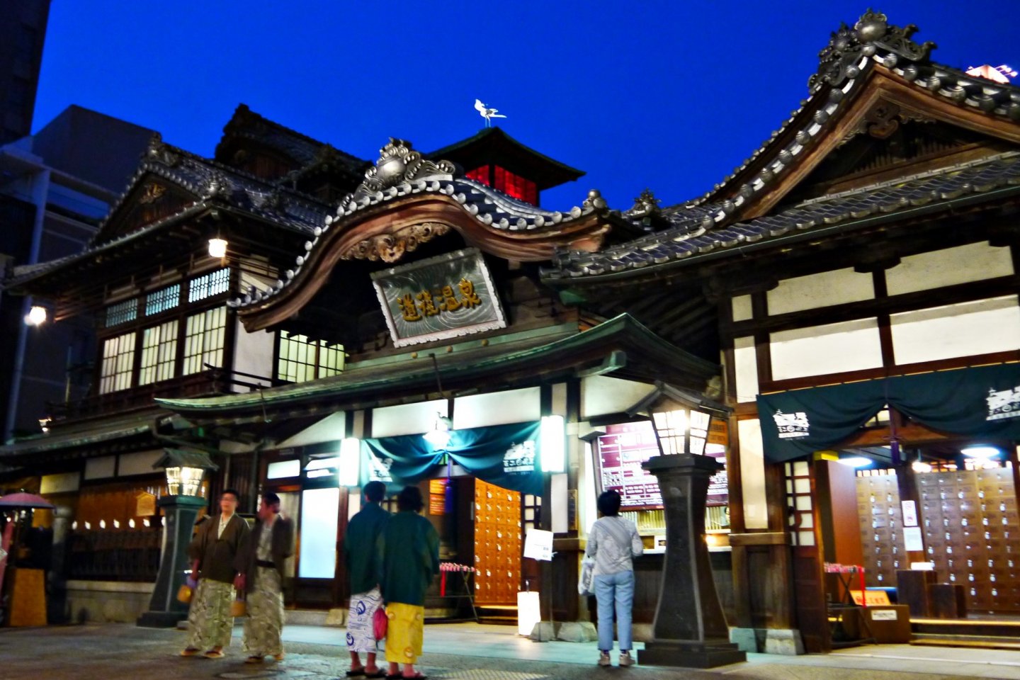 一個人的四國之旅 在3000年的道後溫泉遇見神隱少女油屋 愛媛 Japan Travel