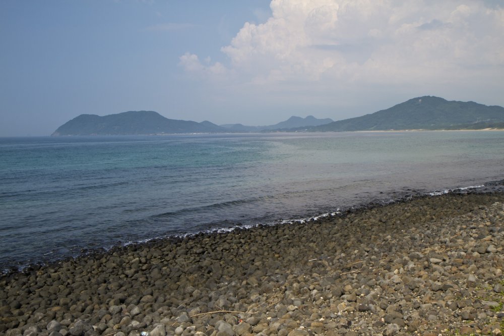 Hướng về phía đông của bãi biển Nogita