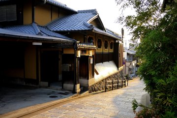 <p>The streets are lined with beautiful traditional style houses</p>