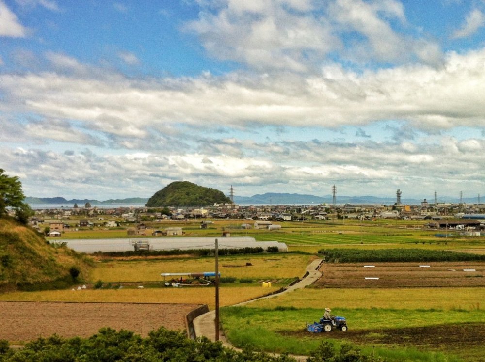 Kashima Island and its rocky satellites dominate the coastline of northern Matsuyama