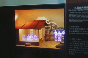 <p>Diorama with a&nbsp;three dimensional hologram drama which was very interesting to observe</p>