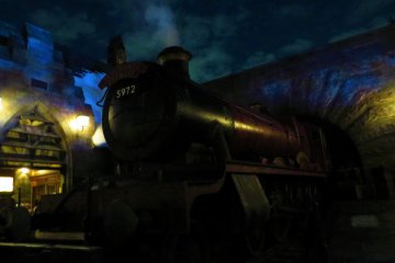 <p>At the entrance of the site, you can see the Hogwarts&#39; Express</p>
