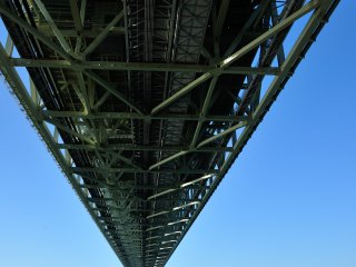 Looking up at the Great Akashi Strait Bridge from underneath