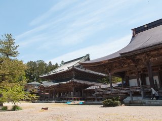 Toàn cảnh đền Betsuin-Zuisenji