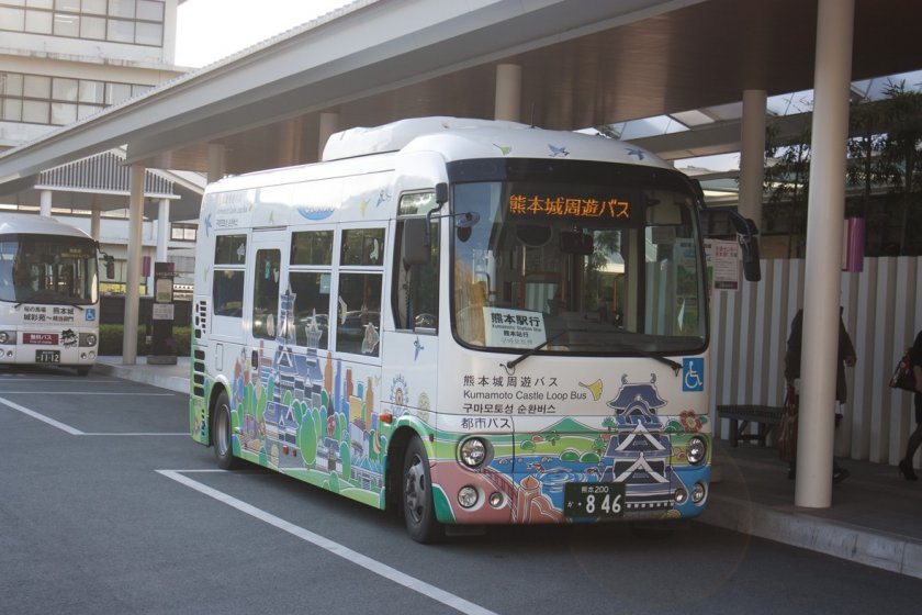 Kumamoto Castle Loop Bus (Shiromegurin) ที่จะทำให้เราเที่ยวคุมาโมโต้ได้ง่ายๆ 