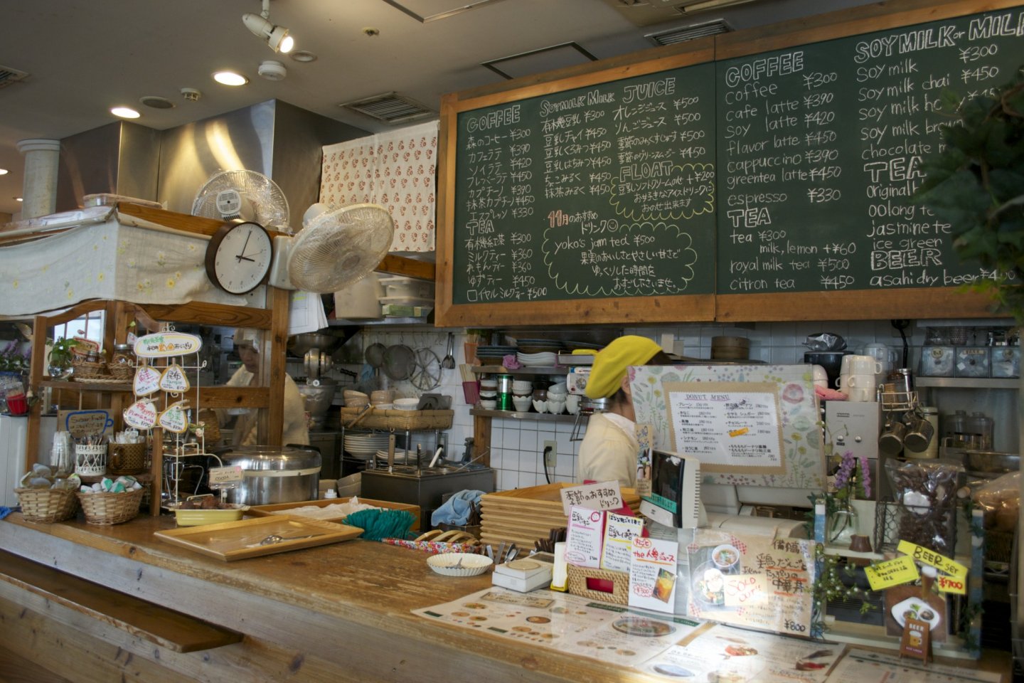 Café counter 