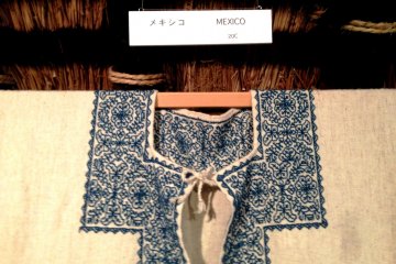 <p>Heirlooms from Mexico to France as well as Japan are displayed here in a country cottage setting.</p>