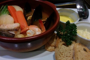<p>A seafood stew</p>