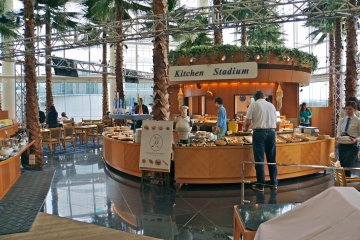 <p>The Kitchen Stadium at Caf&eacute; Tosca offers buffet style dining</p>