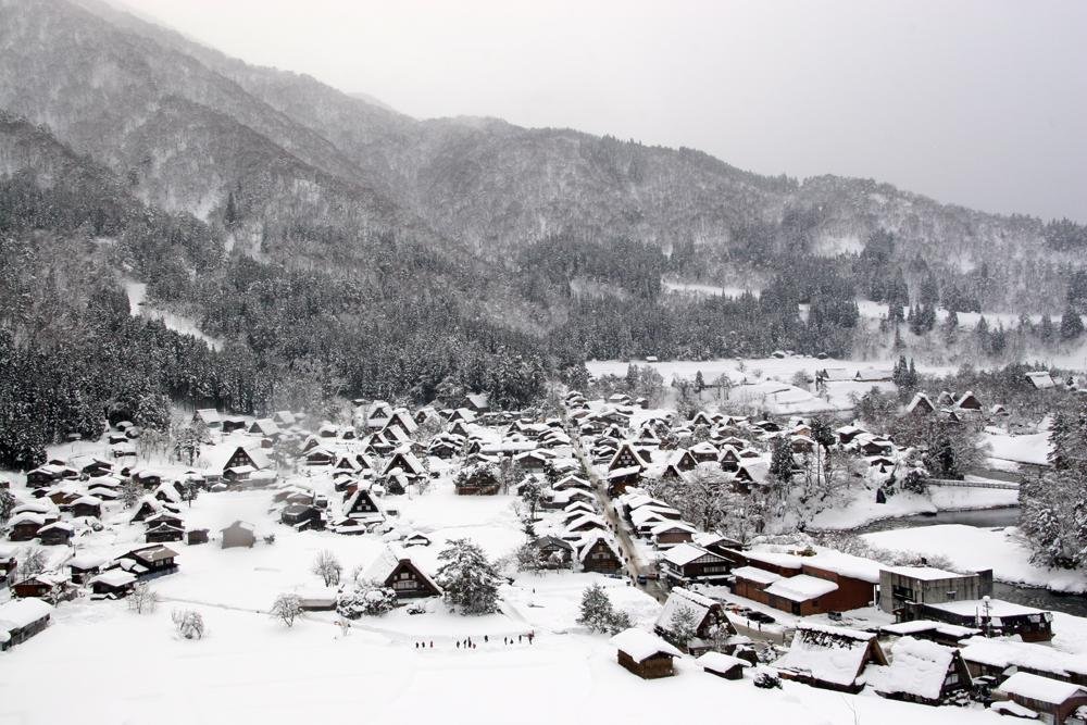 Shirakawa-go village seen from a look out point on top of a neighbouring mountain