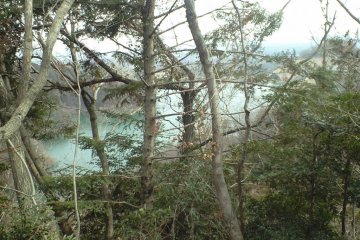 A view of lake Tsukui along the Lake path
