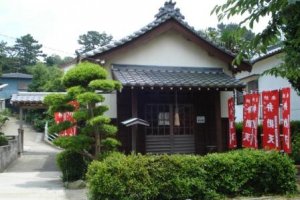Temple on Himakajima