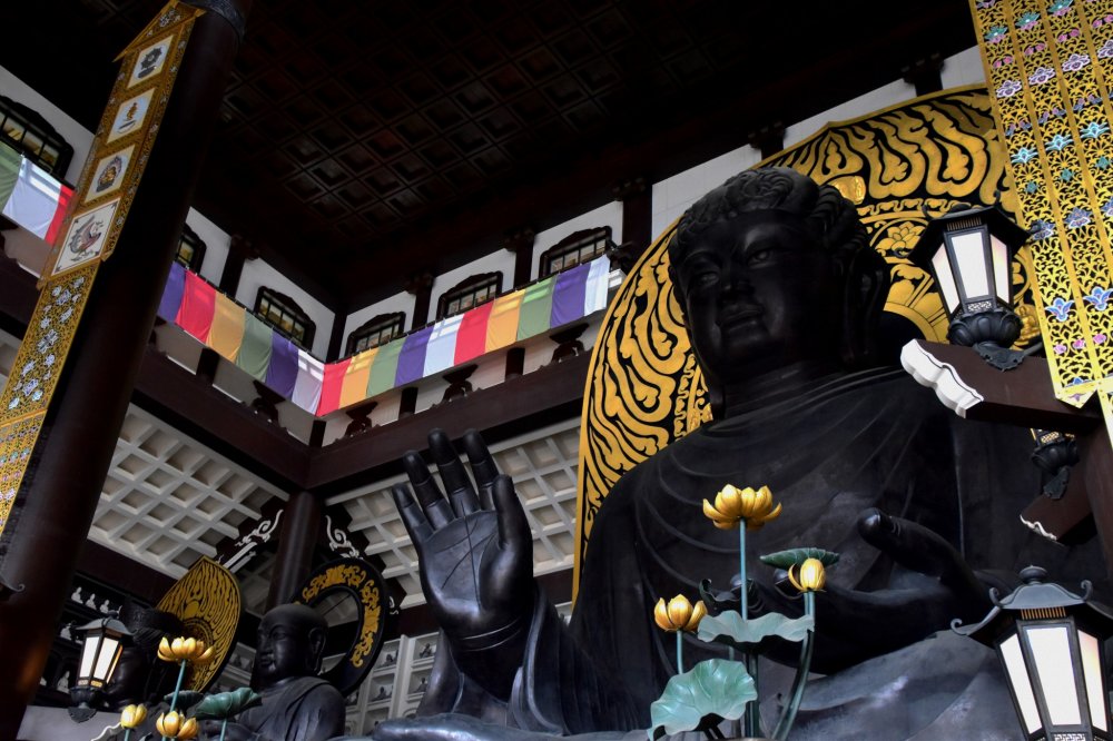 Looking up at a 17 meter high Echizen Daibutsu, which is about 2 meter higher than a Big Buddha of Todai-ji Temple in Nara and is Japan&#39;s highest Buddha statue in a sitting position.