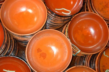 <p>Stacks of empty bowls will taunt you as you eat.</p>