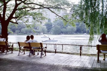 <p>우에노 공원에서의 휴식</p>