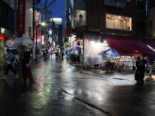 Umbrellas, color, gleaming streets