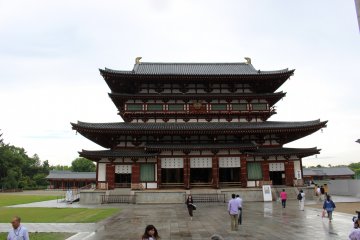 <p>The Kondo (Great Hall) of Yakushiji where the Medicine Buddha is enshrined</p>