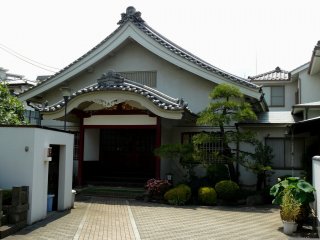 Главное здание храма