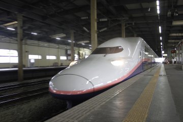 <p>The fast bullet train from Tokyo to Niigata Prefecture</p>