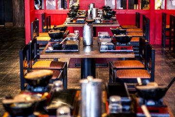 <p>Even the design of the dishes is reminiscent of ancient Japan designs.</p>