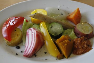<p>My food in Cafe Harvest, a cafe which is open late and a 2 minute walk to Art hotel.&nbsp;</p>