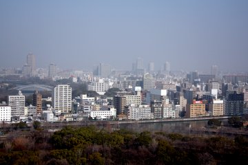 <p>View on Osaka City from Osaka Castle&#39;s roof</p>
