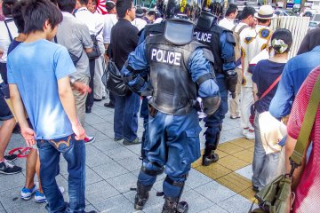 <p>In amongst these crowds was a large police presence, the largest I have seen to date since my time in Japan!</p>