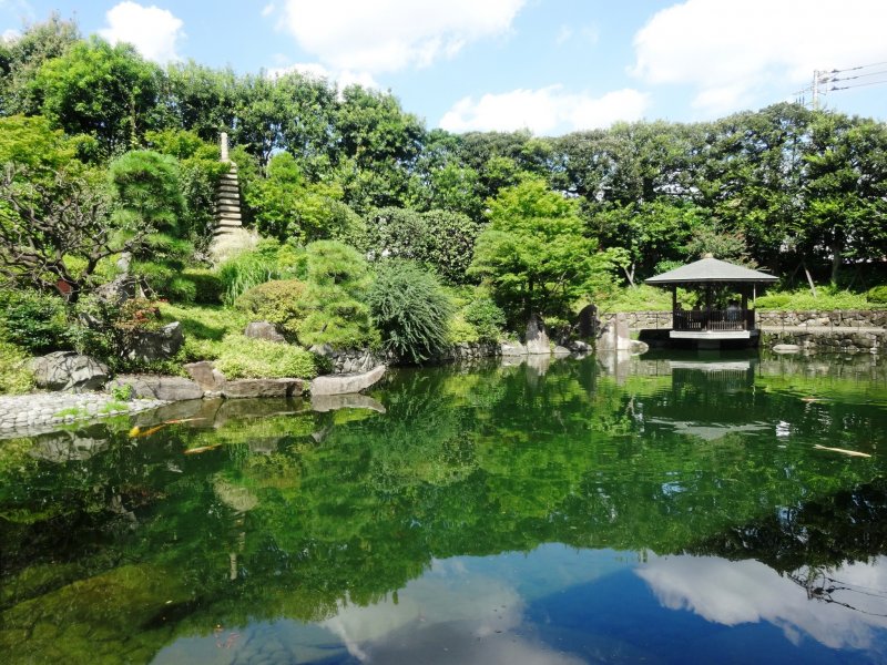 <p>A view of the gazebo at the Mejiro Garden</p>