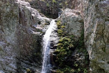 <p>One of the small cascades along the way</p>