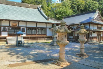 <p>Hosen-ji is a small temple worth a visit</p>
